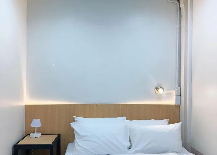 Via Si Phraya Hostel Bangkok